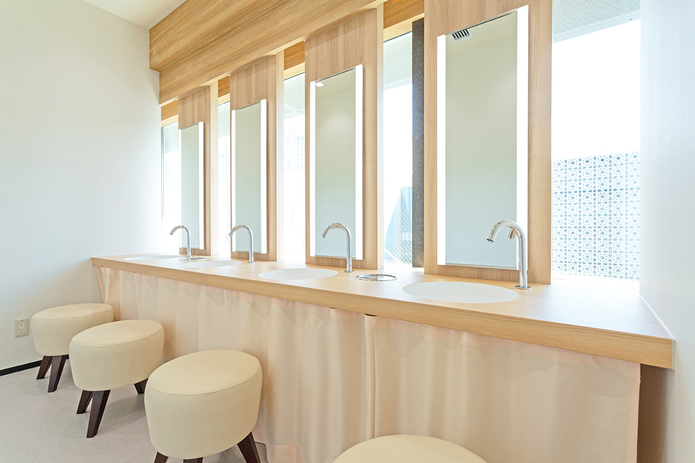 パウダールーム